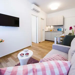 https://amaris-luxury-apartment.splithotels.org